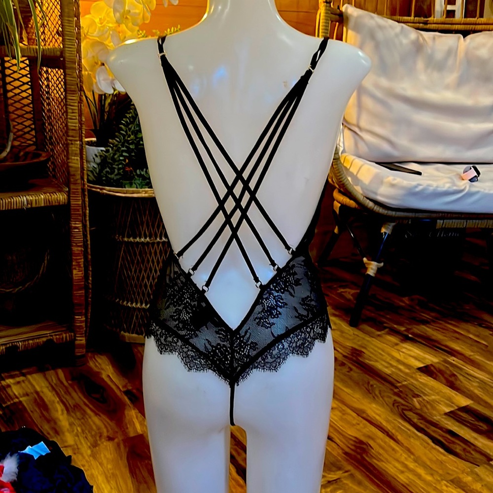 Victoria’s Secret size small